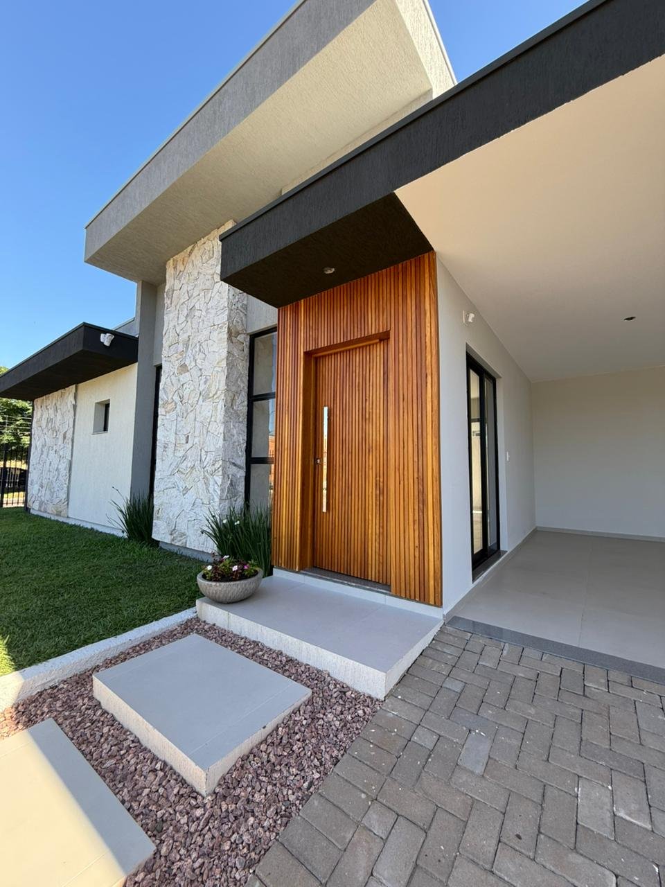 WhatsApp Image 2025-12-17 at 16.44.48