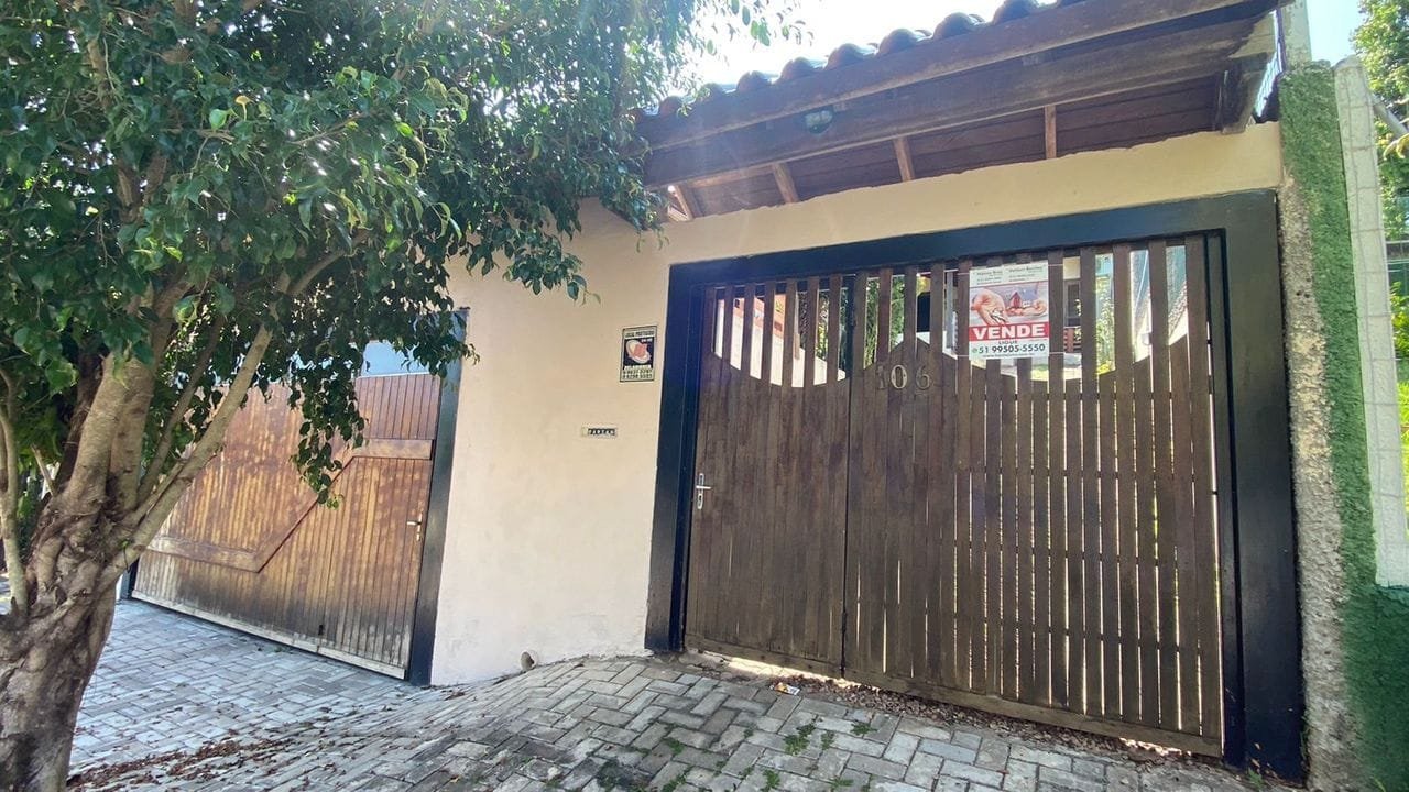 Casa c/ 90 m² e 3 dormitórios