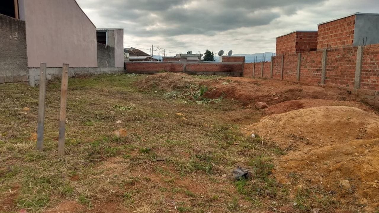Terreno Plano Pronto para Construir