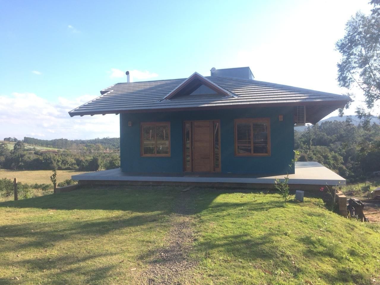 Excelente casa com 193m² e 4 dormitórios