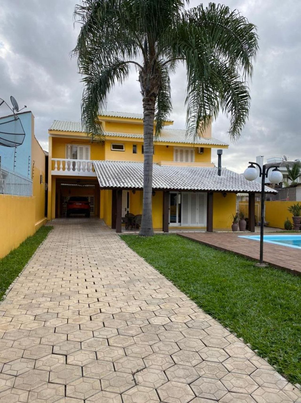 Sobrado com 247m²