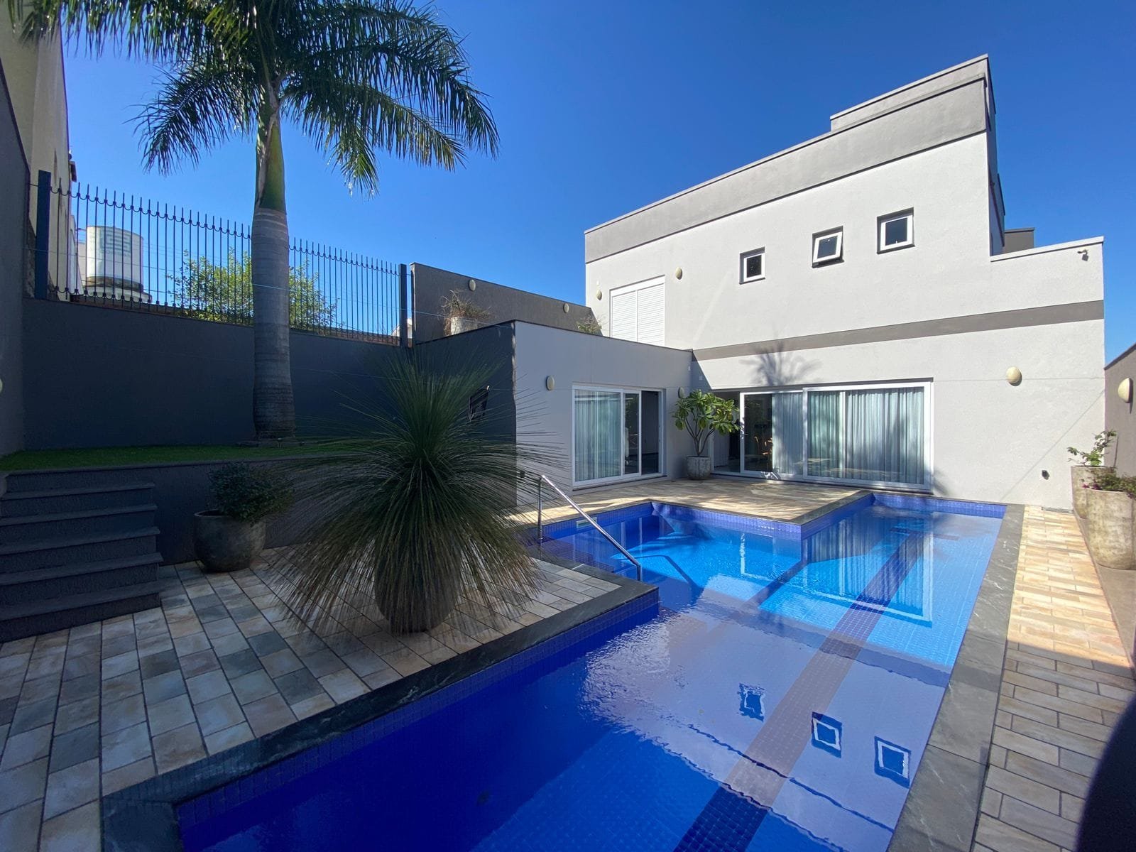 Casa Residencial Alto Padrão