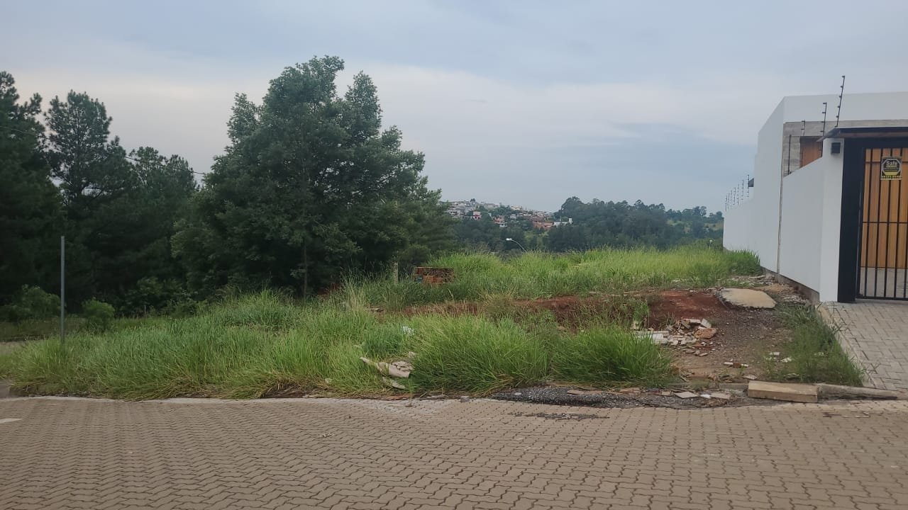 Terreno c/381 m²