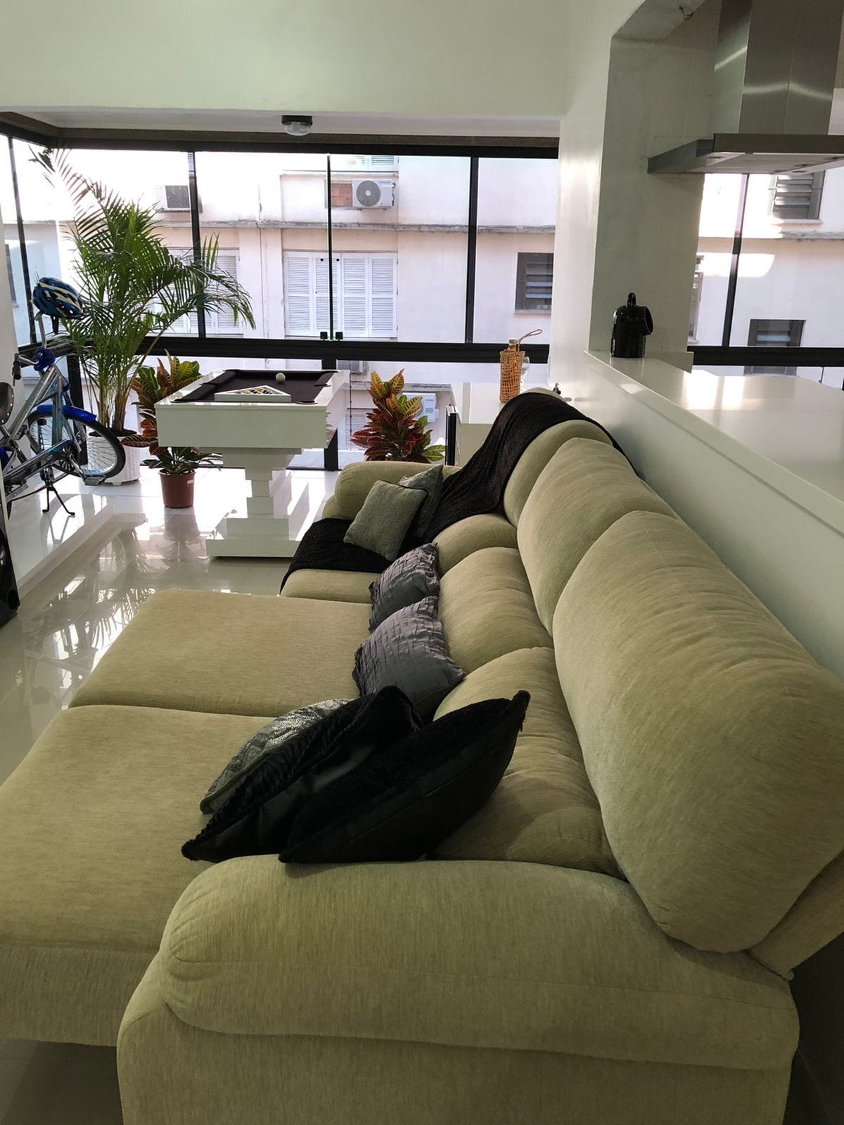 Apartamento c/90 m²