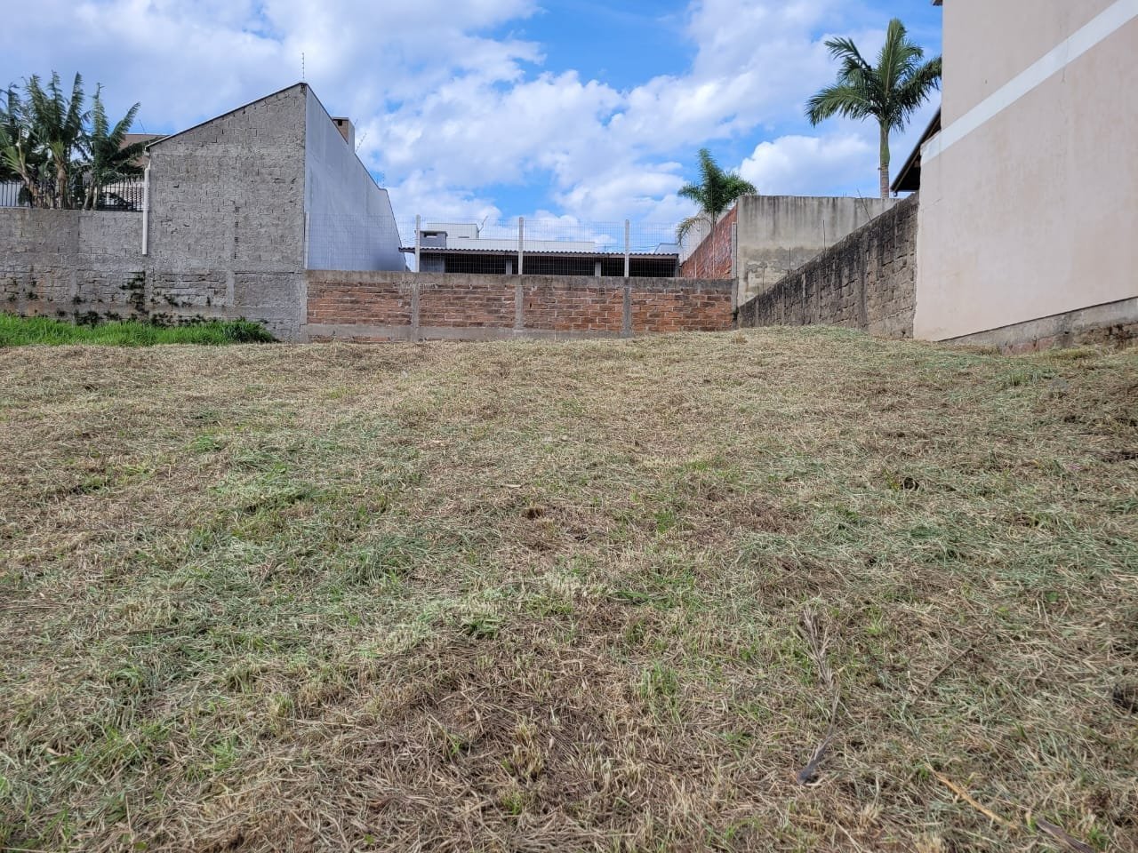 Terreno c/309 m2