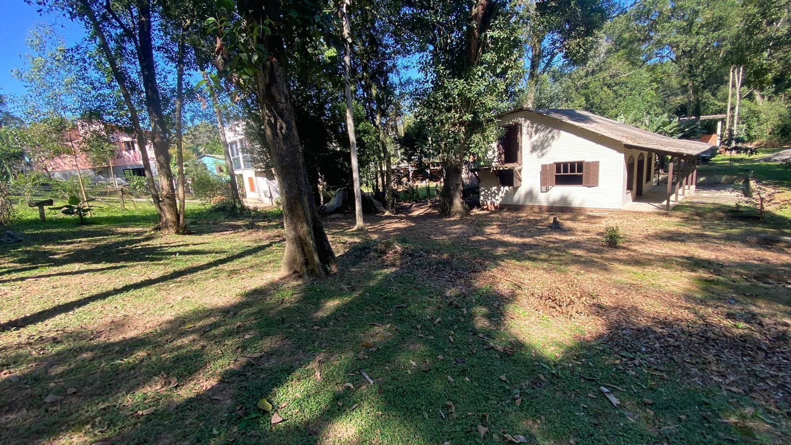 Chácara com 1.628m²