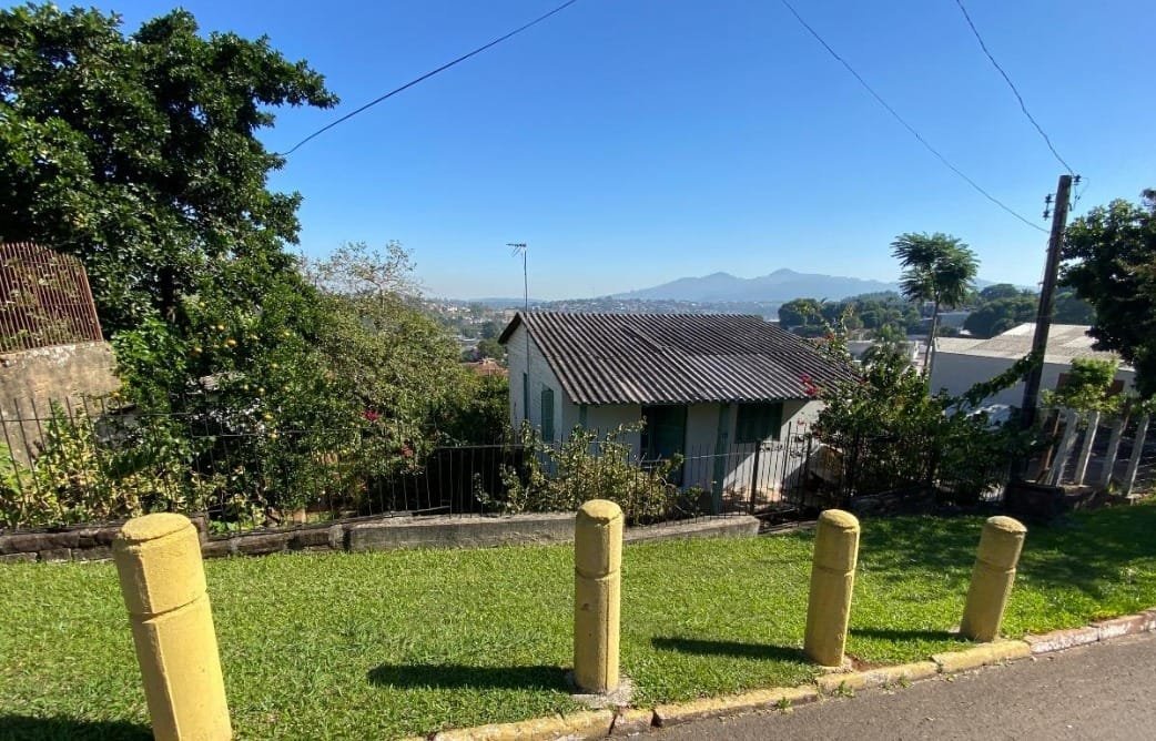 Casa c/70m² e 02 dormitórios