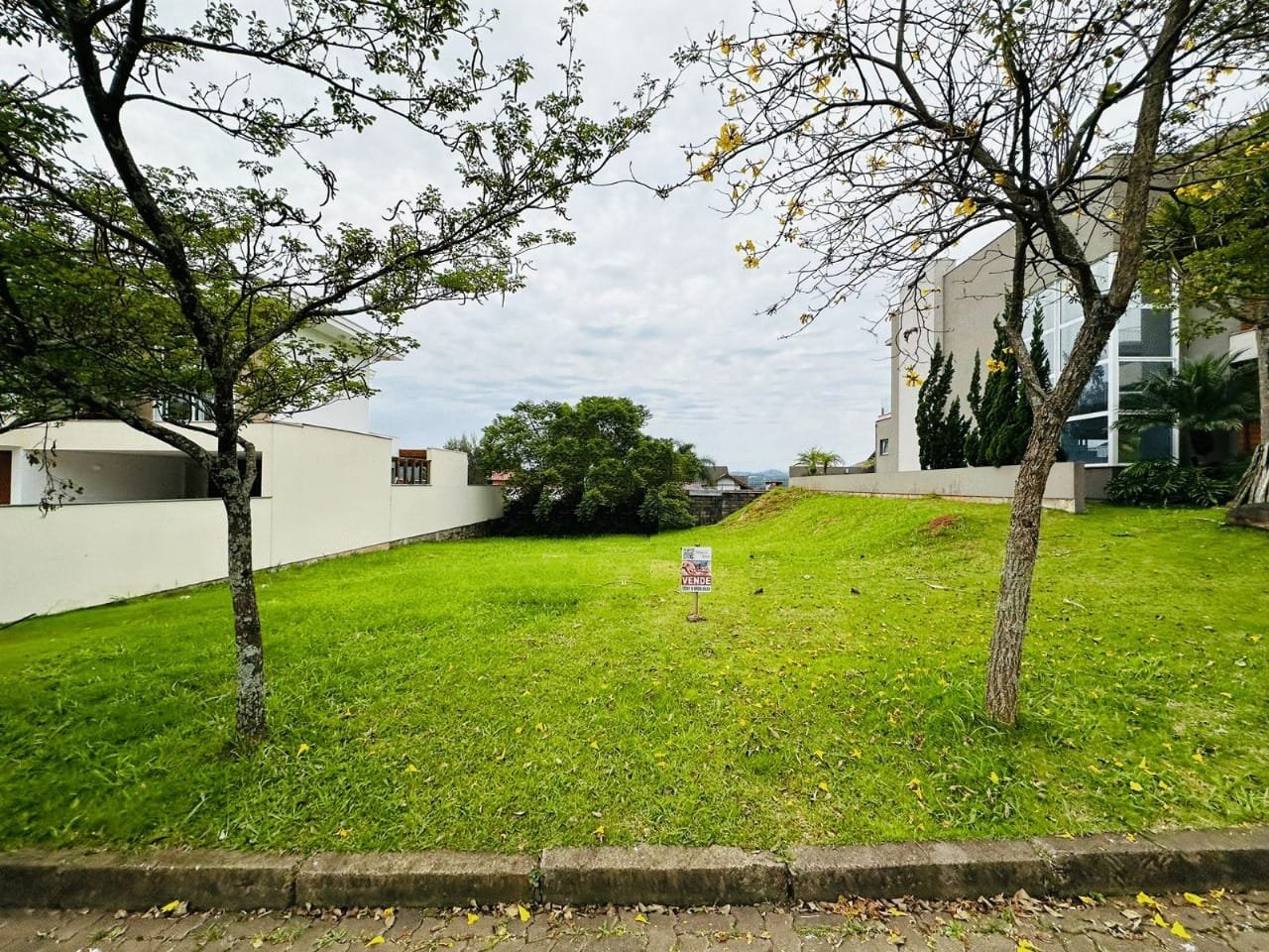 Terreno com 400m²