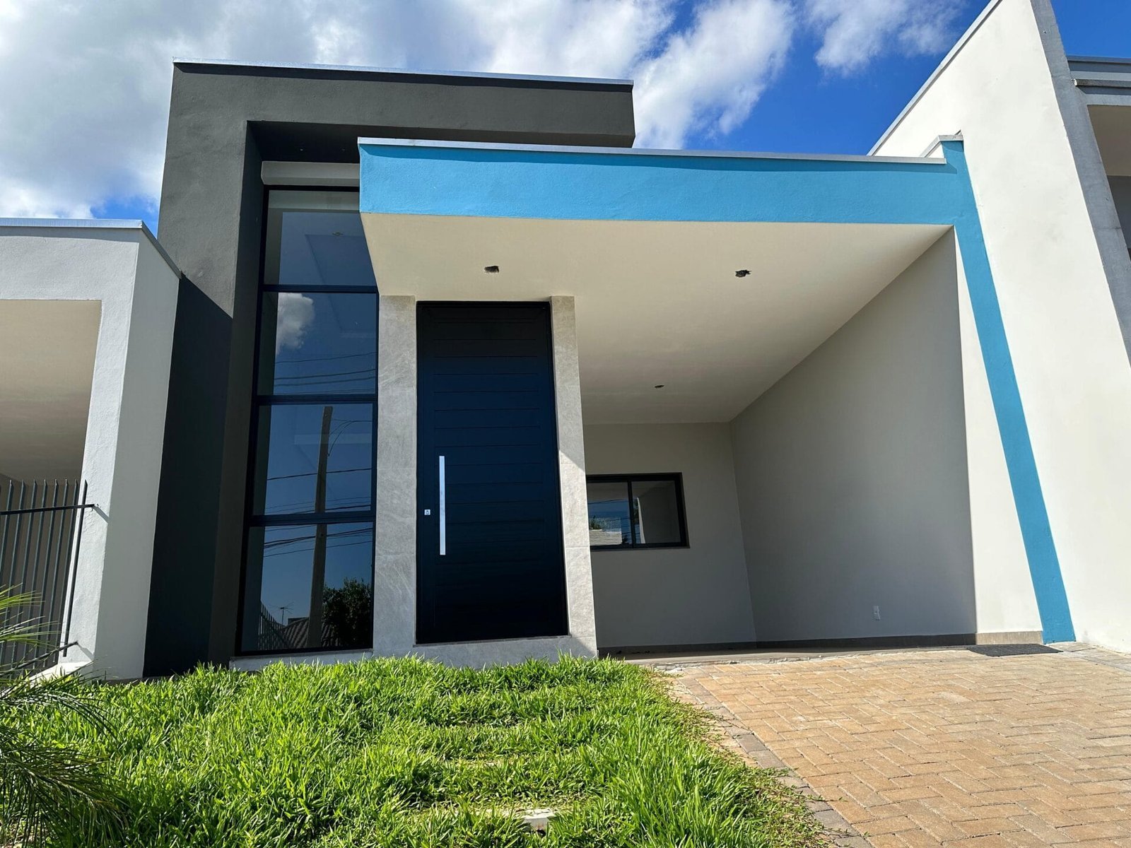 Casa com 104m² e 02 dormitórios