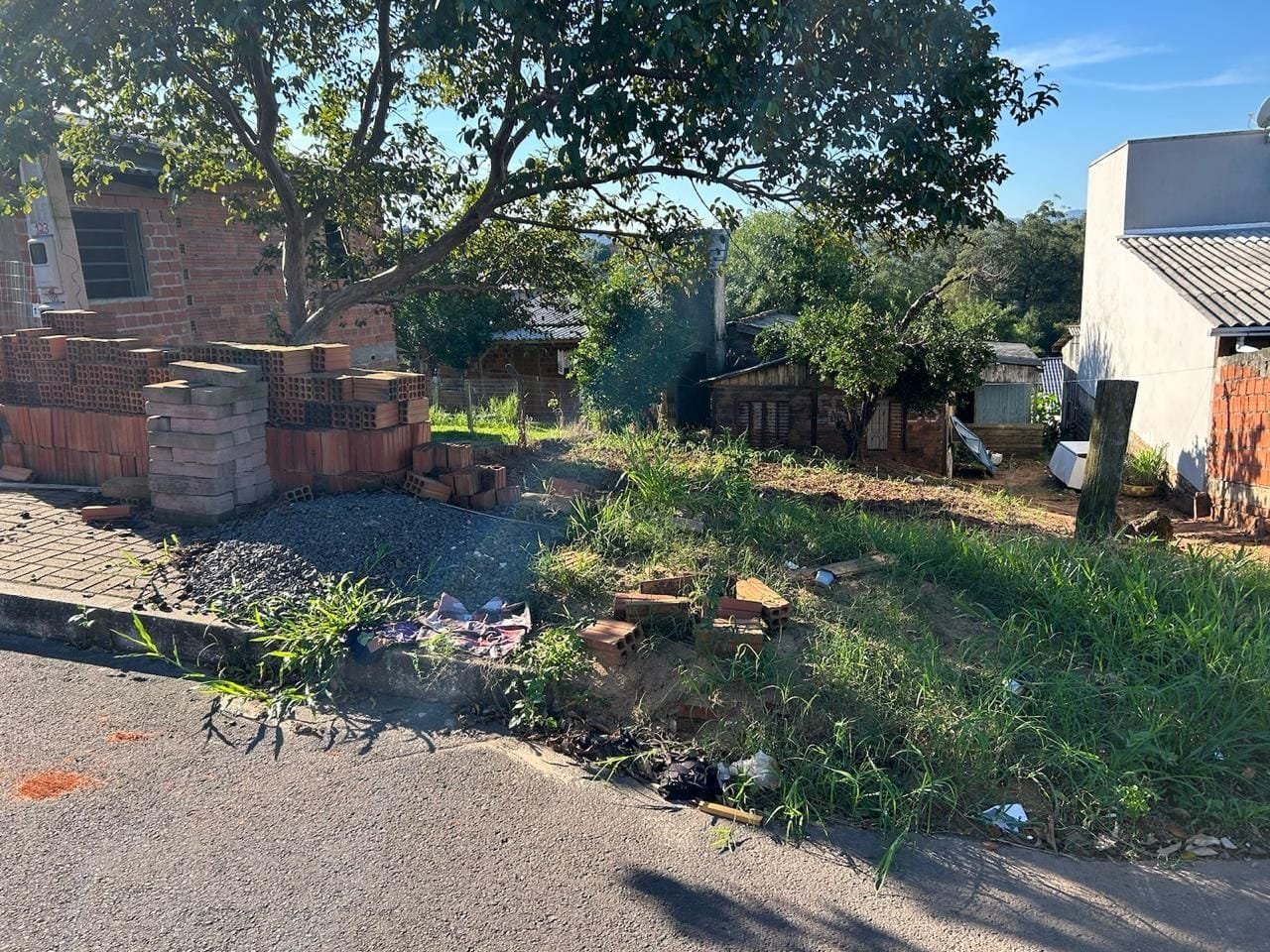 Terreno com 300m2
