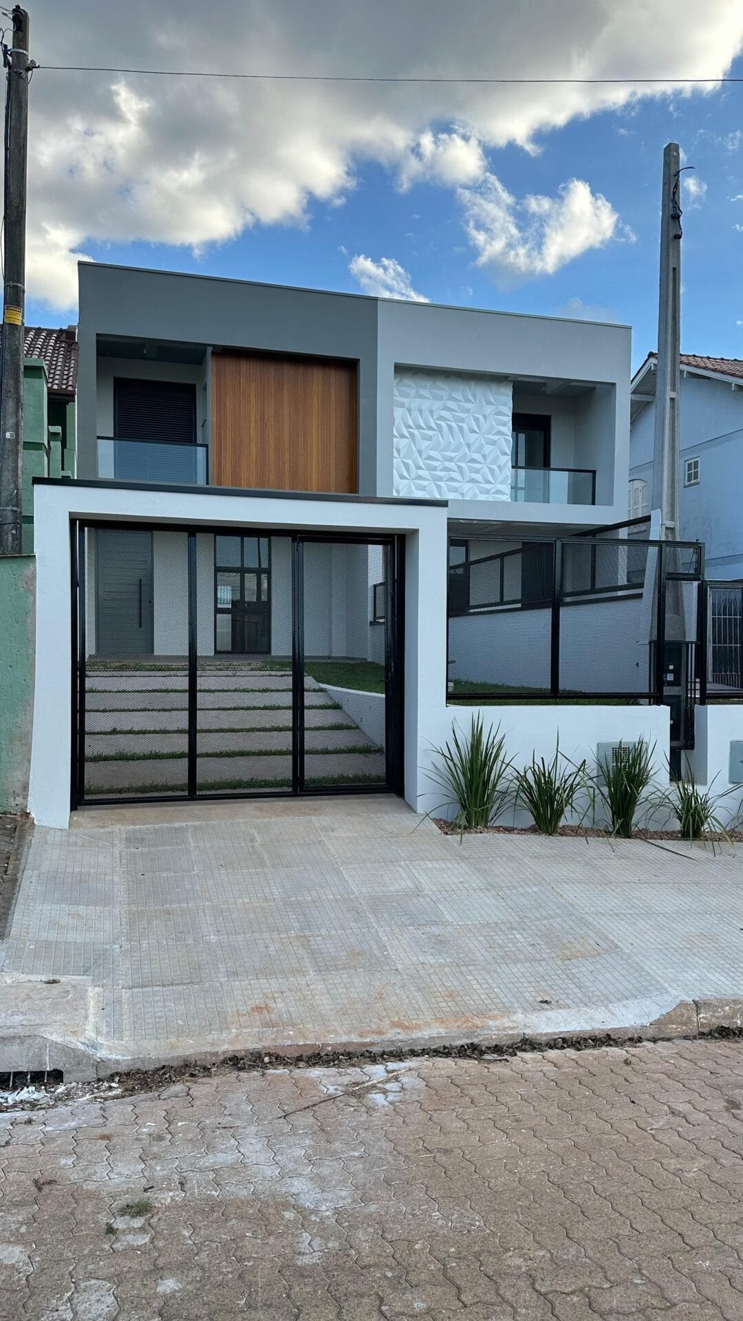 Sobrado c/87,70m2