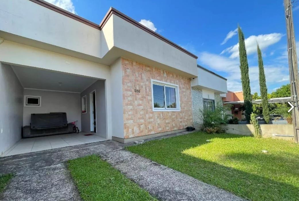 Casa com 81,24m²