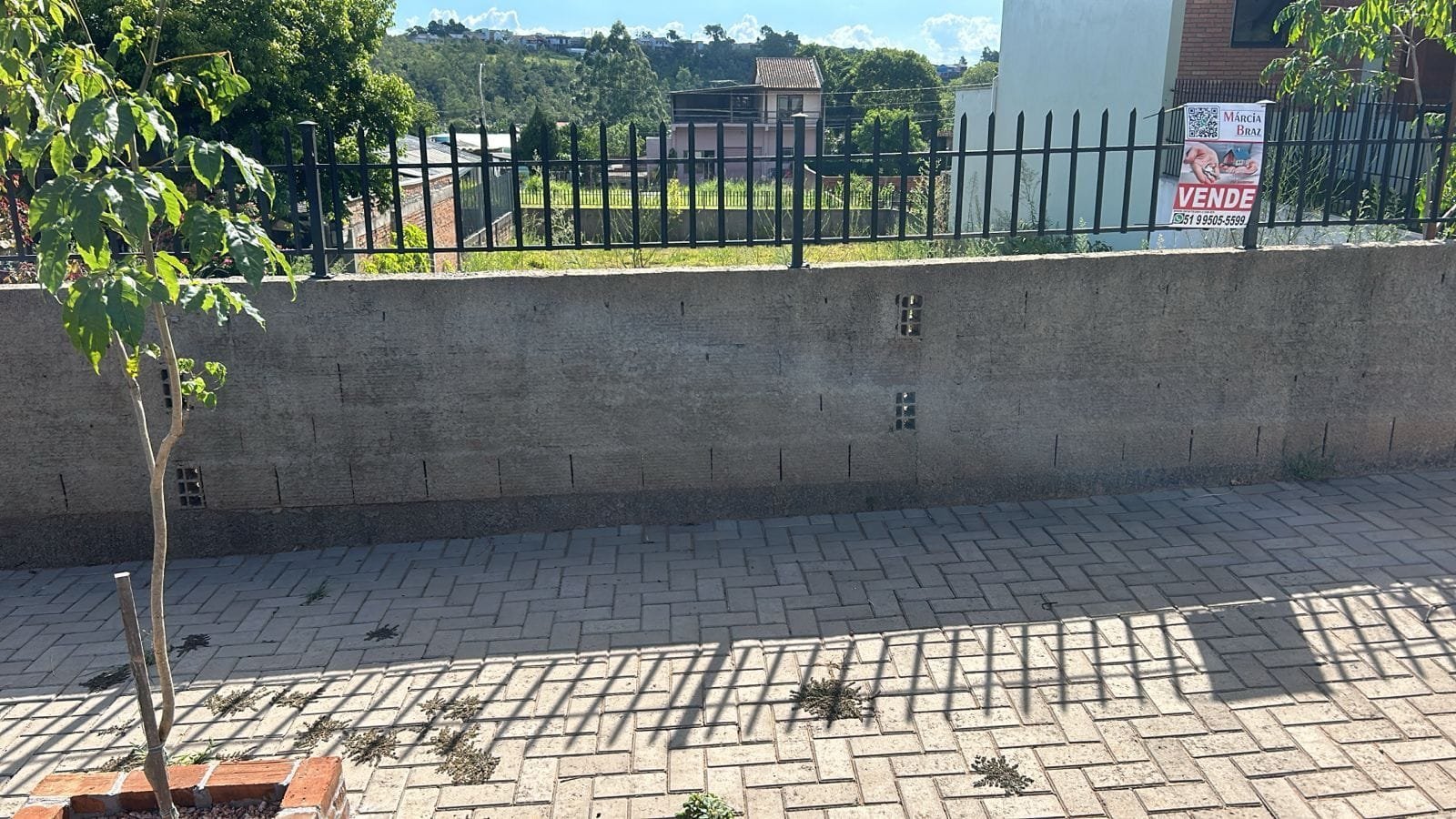 Terreno com 425m²