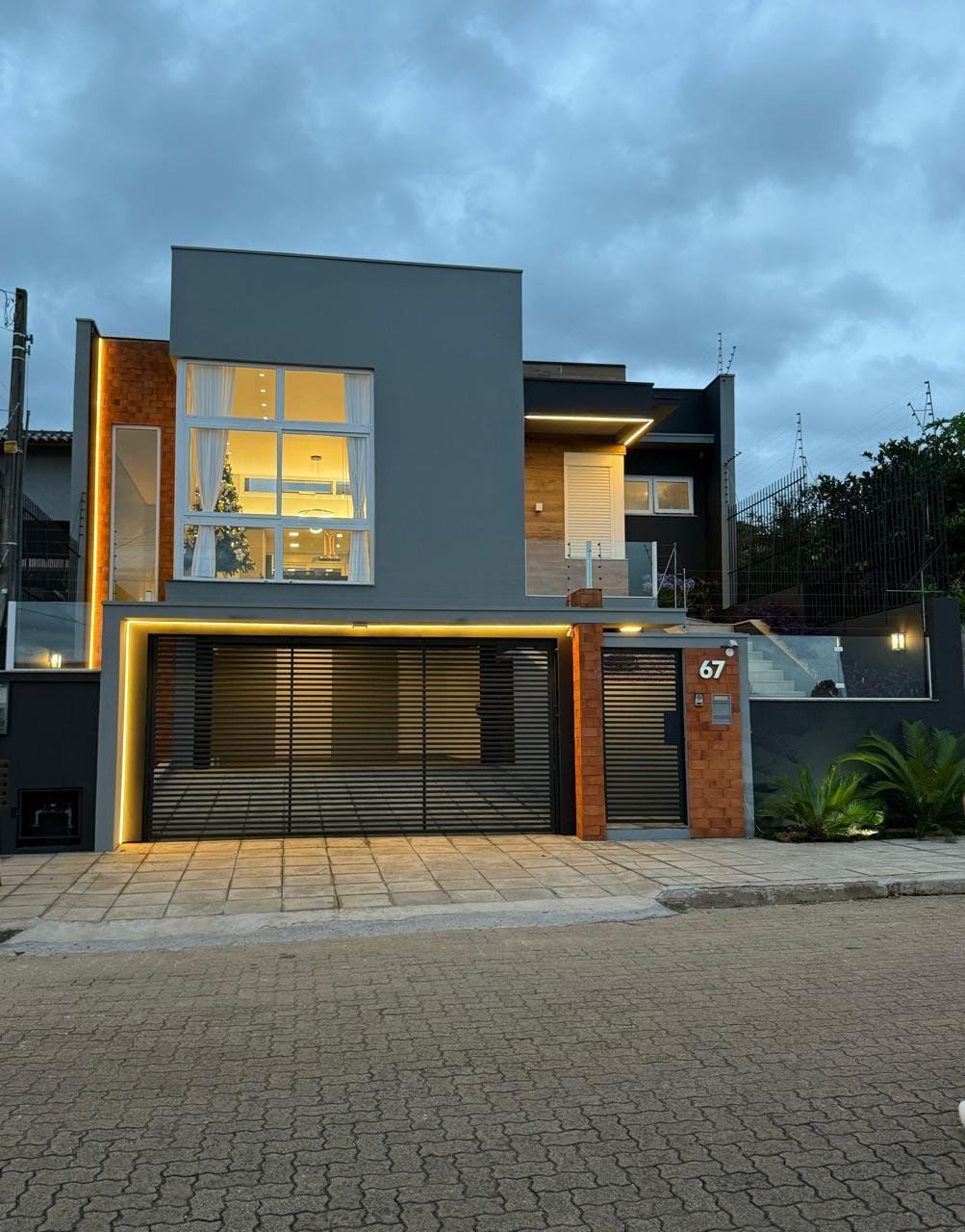 Bela casa c/202m²