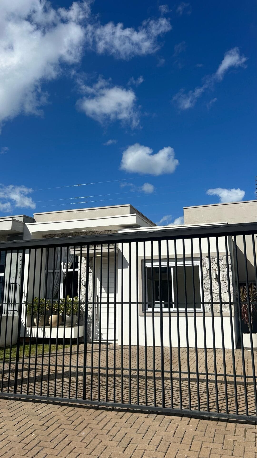 Bela casa com 77m²