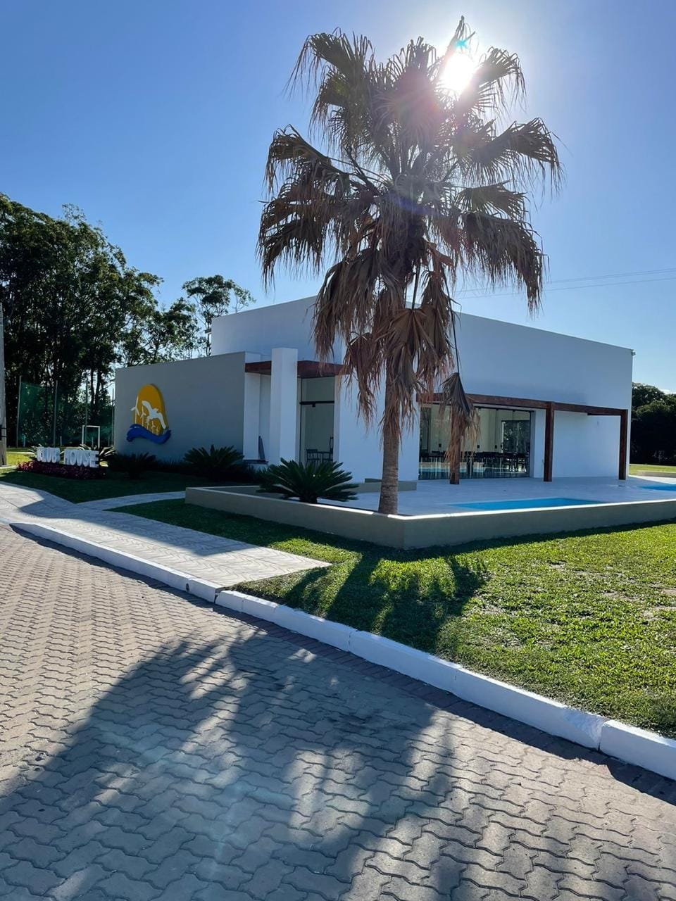 Terreno com 240m²