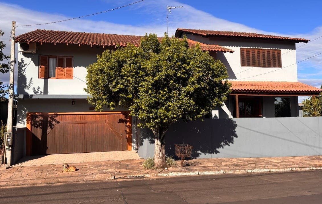 Sobrado c/271,91m²
