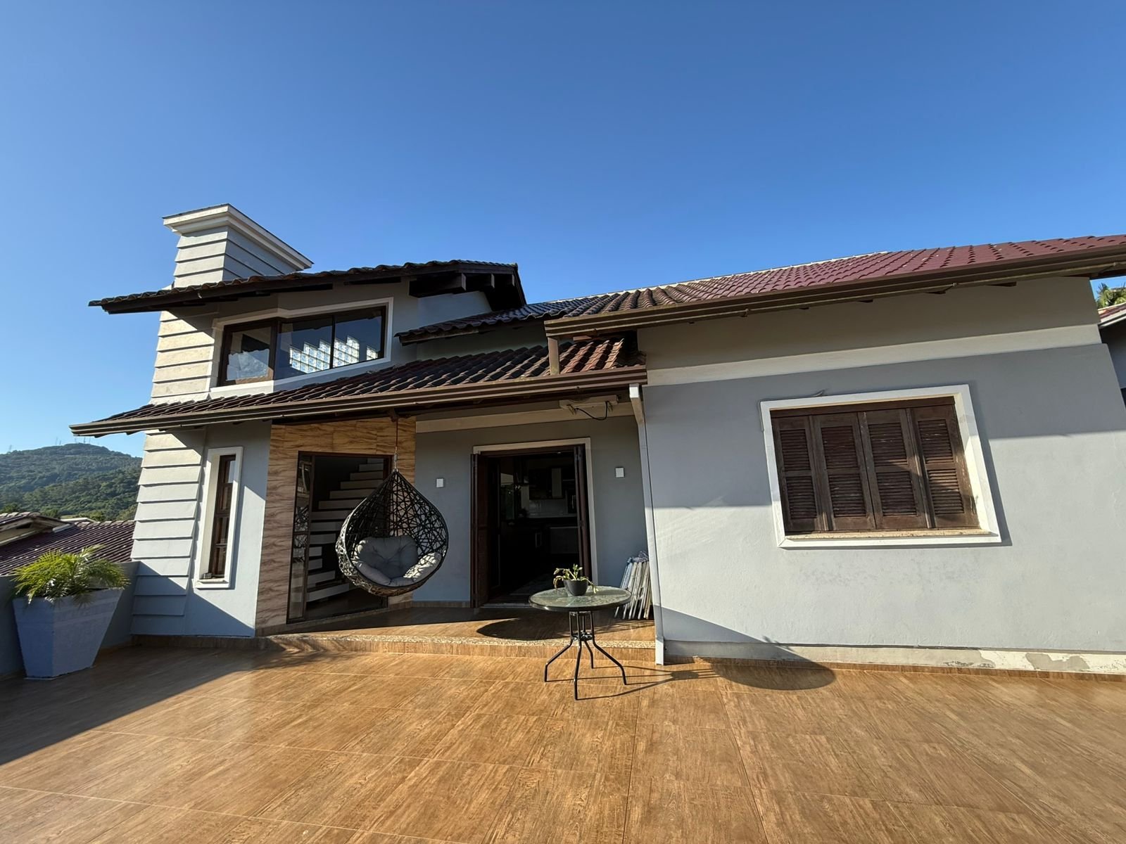 Sobrado com 192m²