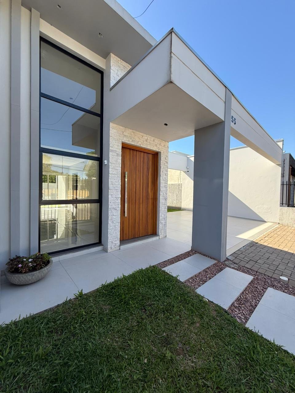 CASA COM 94M²