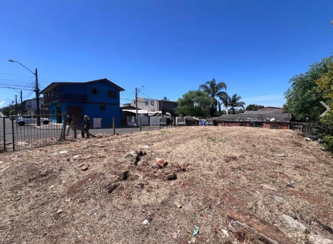 TERRENO COM 276 M²