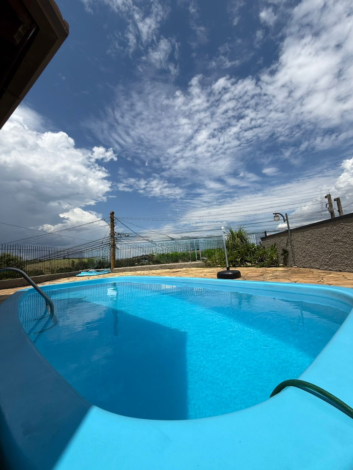 Casa com 03 dormitórios