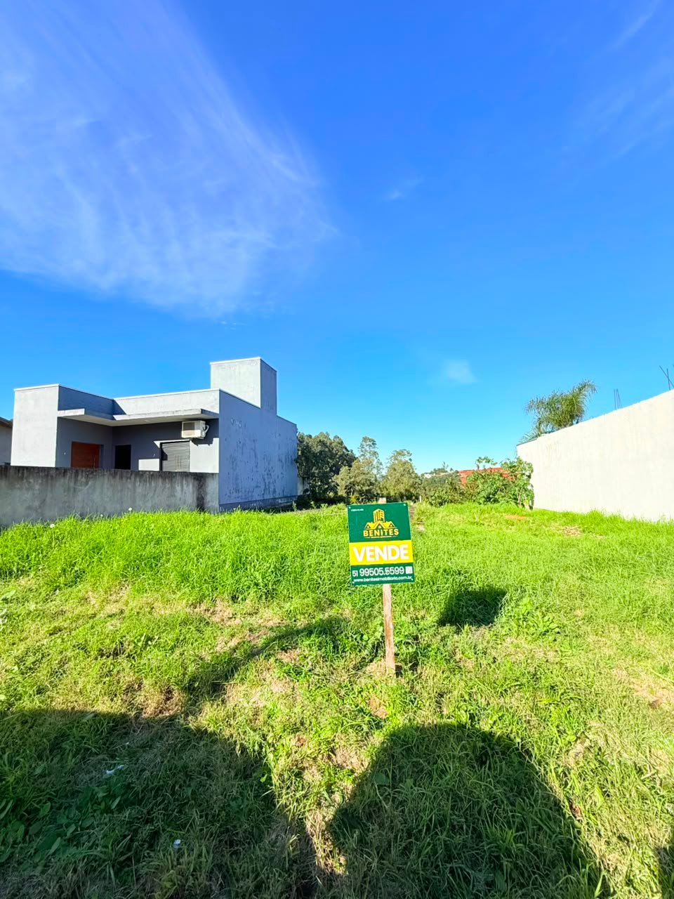 TERRENO COM 300M²
