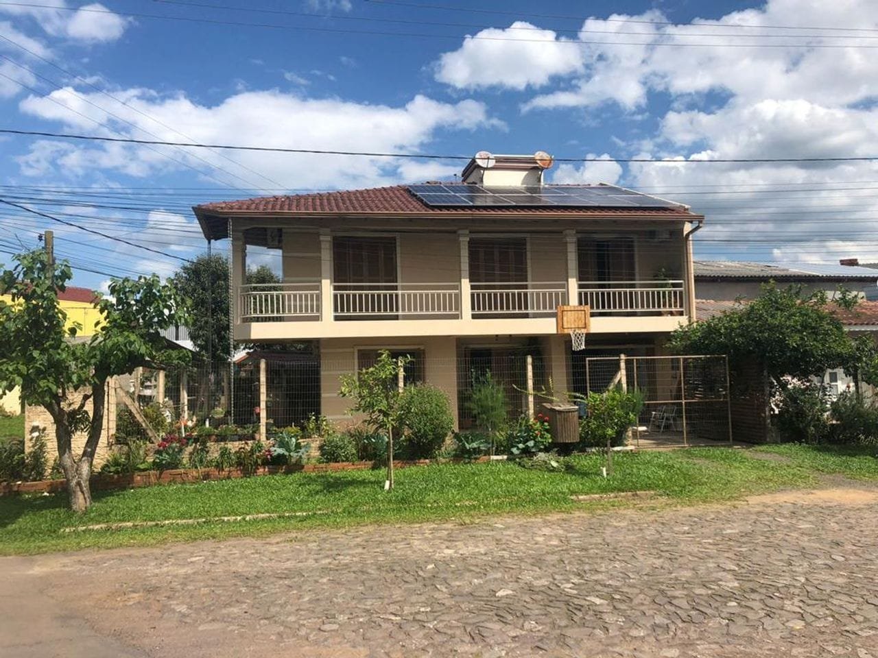 Casa com 134 m² e 3 dormitórios
