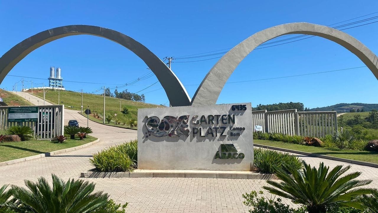 Terreno c/ 320 m²