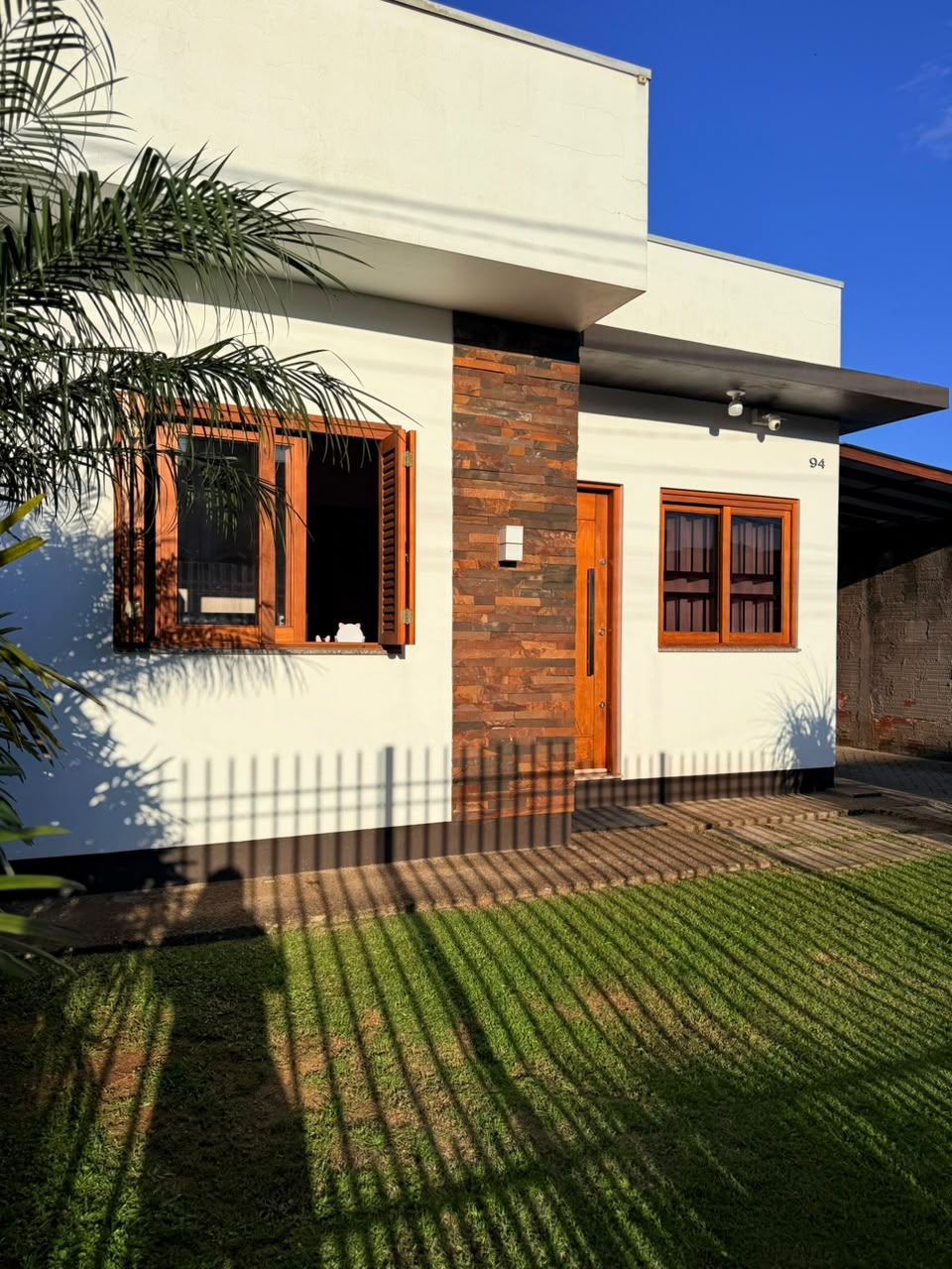CASA COM 97M²