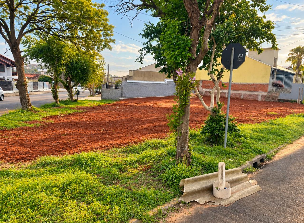 Terreno com 320m²