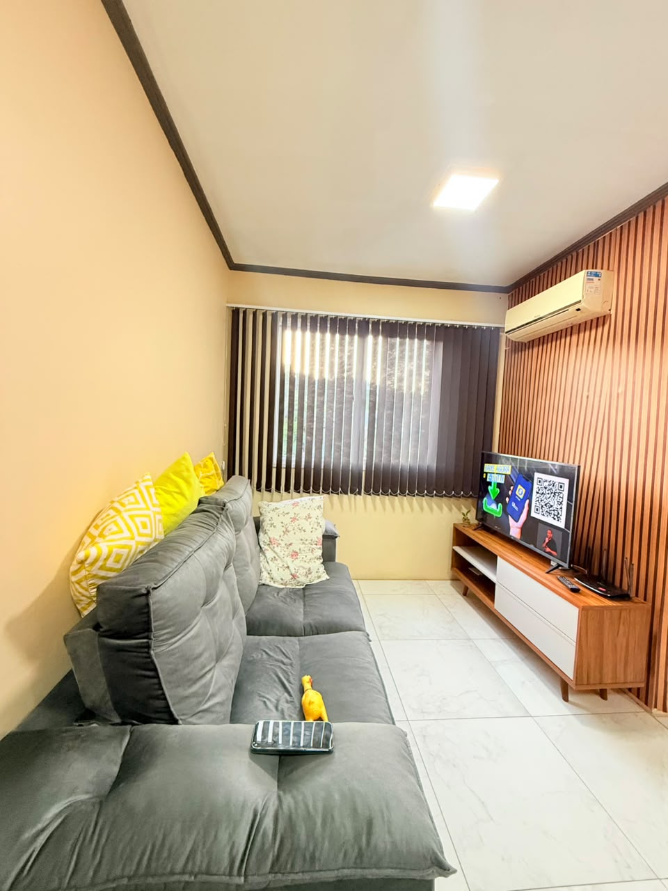 Apartamento semi mobiliado