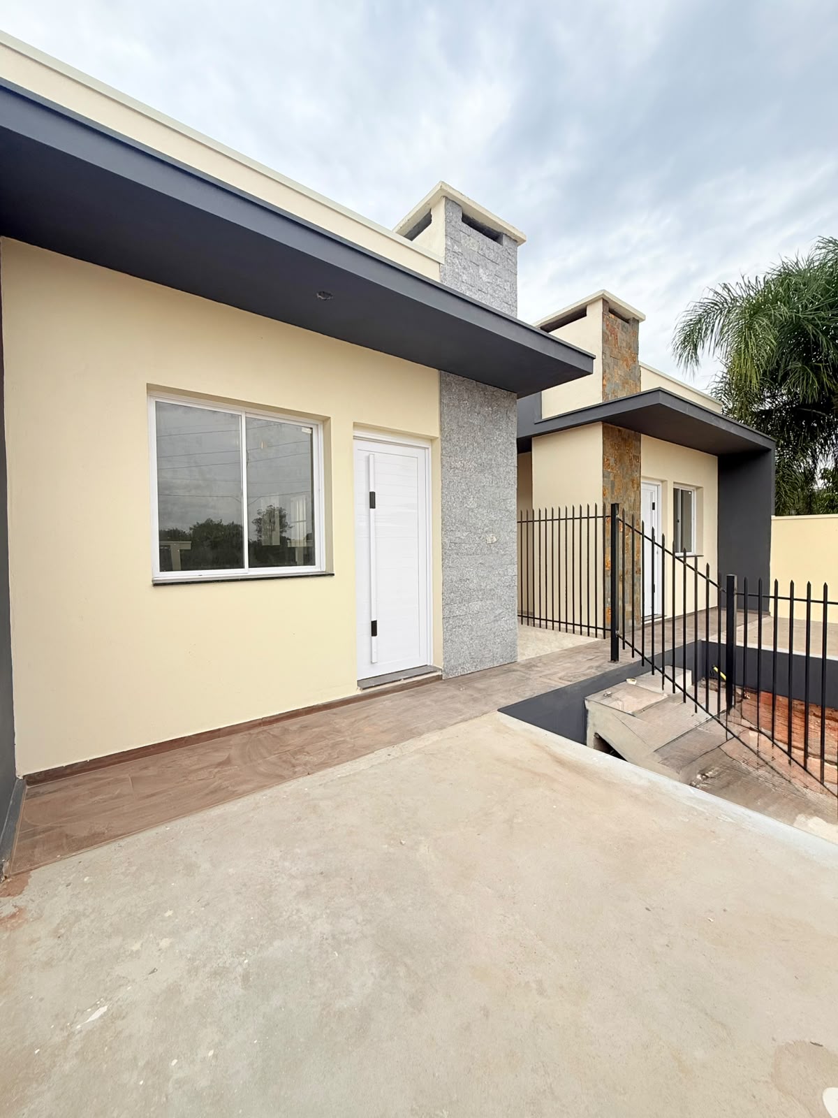 CASAS NOVAS COM 62M²